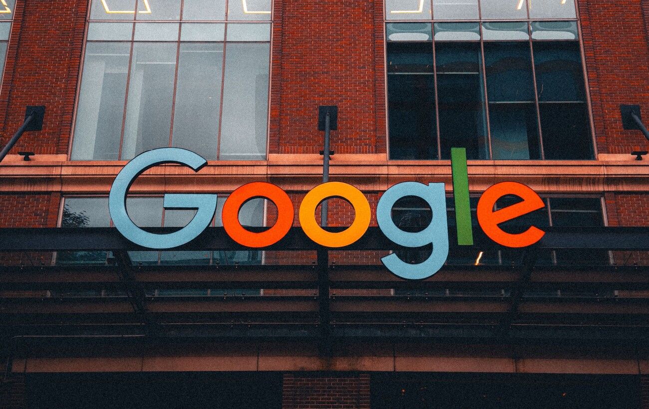 Google випадково розкрила новий гаджет: він з'явився серед Pixel 11