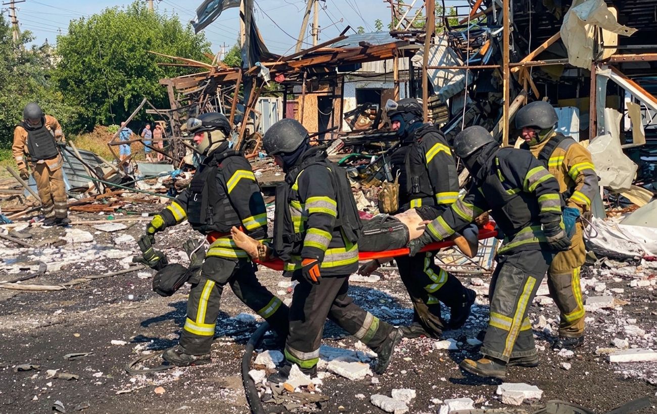 "Обов'язково відповімо": Зеленський відреагував на ракетний удар по Печенігах