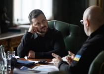Ремонт после атак и подготовка к зиме: Шмыгаль доложил Зеленскому о состоянии энергетики
