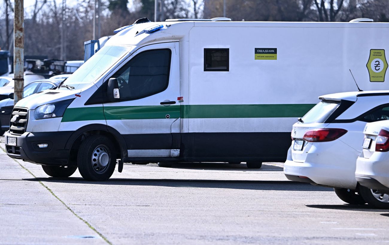 Венгрия закрыла фейковое "дело Орбана" против инкассаторов Ощадбанка