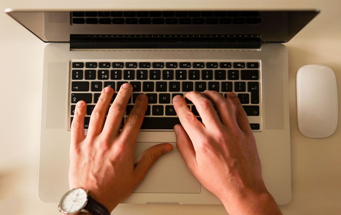 ChatGPT получил доступ к приватным чатам на Mac: в чем опасность