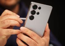 Samsung скопіює Apple: топовий Galaxy S27 Ultra стане схожим на iPhone 17 Pro