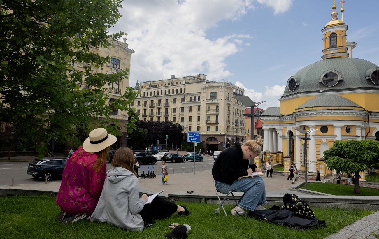 Україну накриває атмосферний фронт: в яких областях погода завтра різко зміниться