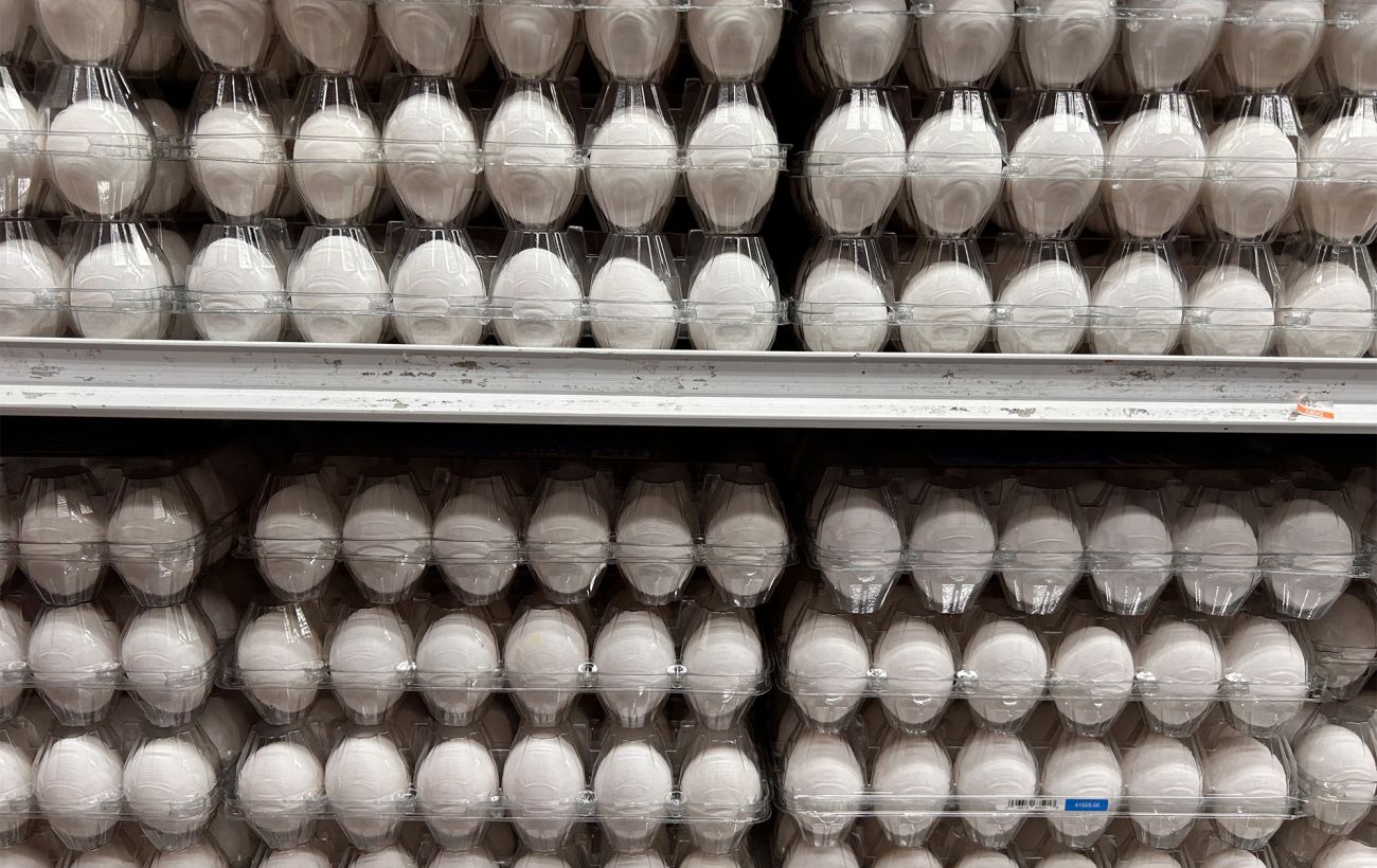 Яйця знову дорожчають: які ціни на продукти пропонують супермаркети 8 вересня