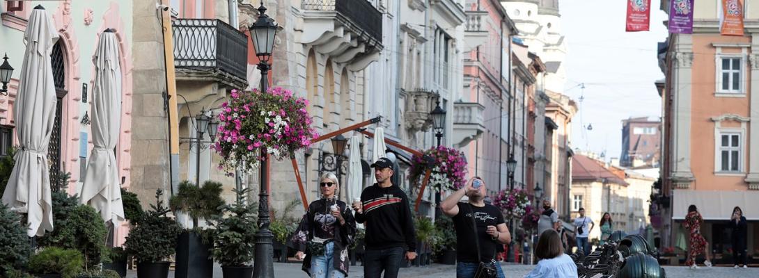 В Україні майже літо: що буде з погодою завтра і звідки прийде похолодання