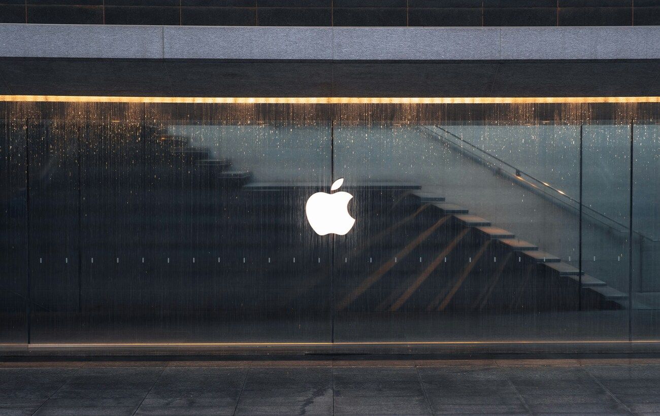 Без доплати в Україні: Apple додала кіно та ігри до базового iCloud+