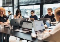 Велике оновлення Claude: Anthropic об'єднала чат, Cowork та Design в один інтерфейс