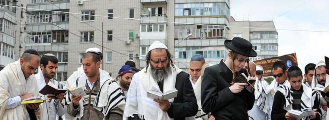 Паломництво хасидів. Як війна змінила вартість і логістику для охочих помолитися на могилі цадика Нахмана