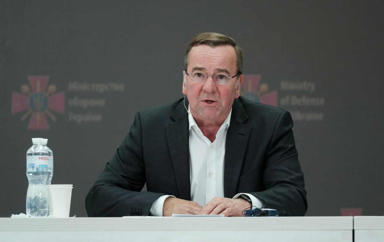Пісторіус: Німеччина може задовольнити дефіцит ракет для Patriot, треба дозвіл США