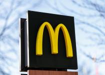 Состав логистического партнера McDonald's атаковали дроны в Киевской области: что говорят в компании