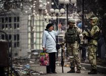 Що робити, якщо у житло на окупованій території заселились росіяни: поради юриста