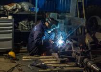 Кому в Україні платять 100 тисяч гривень і більше: аналіз Держслужби зайнятості