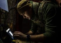 Українські прикордонники знищили російський човен на півдні: потужний удар по ворогу