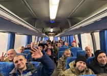 Звільнені з полону: Україна повернула додому 150 своїх громадян у рамках обміну з рф