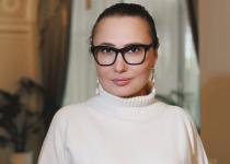Олена Мозгова вперше за довгий час показала найменшу доньку: як вона виглядає?