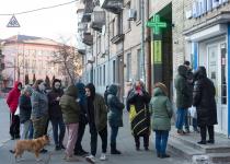 Лікарі та пацієнти мають формувати список ліків для зниження цін – економіст