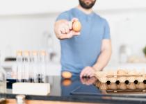 "Из него формируются наши ДНК": тренер назвал самый важный продукт в рационе