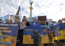 Право на гідність: як сім'ї зниклих військових шукають рідних та борються за правду