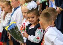 Прийом заяв триватиме два місяці. Як записати дитину до першого класу в Києві