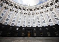 Уряд встановив надбавку до зарплати за знання англійської мови: кого це стосується?