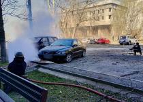 Російські терористи скинули КАБ на центр Херсона: є пошкодження та постраждалий