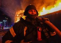 Жахлива ніч в Одесі: сильні пожежі, відключення світла у трьох районах, є постраждалі