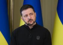 Зеленський відповів чи вплинула зупинка допомоги США на ситуацію у Курській області