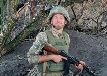 У Києві попрощались із Дмитром Бєндіковим. Як близькі згадують воїна і журналіста
