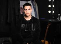 Зірка "Х-Фактору" вперше за три роки зустрівся з бабусею, яка жила в окупації