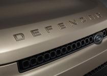 В Украине стартовали продажи самого мощного Land Rover Defender: особенности модели