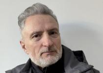 У центрі Києва напали на актора-ветерана: за нього заступилася тільки дівчина