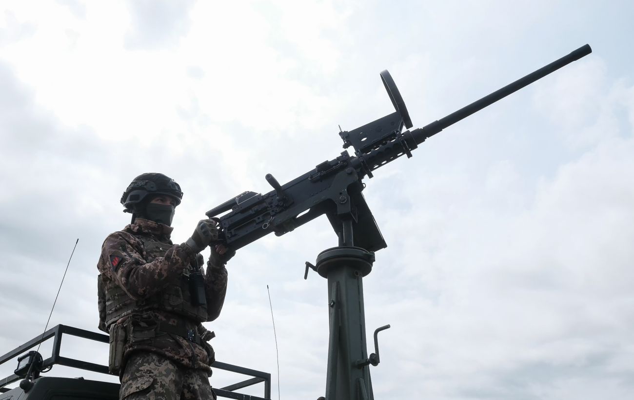 Ворог випустила по Україні 55 дронів з чотирьох напрямків: як відпрацювала ППО?