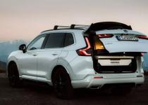 Honda представила гибридный кроссовер CR-V со встроенным "мини-отелем": подробности