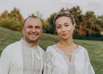 "Подарую дерев'яні квіти": Віктор Павлік висловився про річницю весілля з дружиною