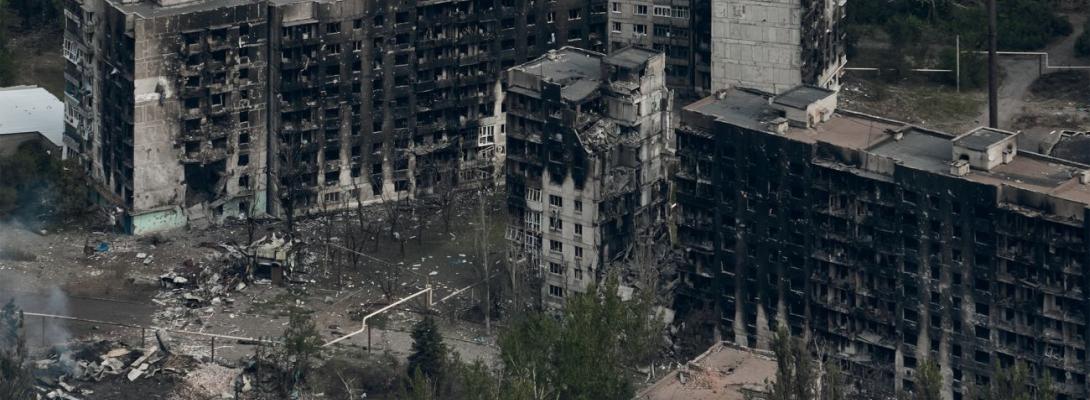Місто-привид: ЗСУ з дрона показали руйнування Торецька після приходу "руського міра"