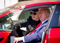 Ілон Маск скоротить час роботи в адміністрації Трампа через обвал доходів Tesla