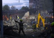 Понад 20 годин під завалами: у Києві врятували котів після ракетного удару