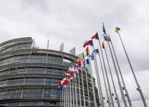 ЄС готує нову торгівельну угоду зі Штатами: Bloomberg дізнався подробиці   