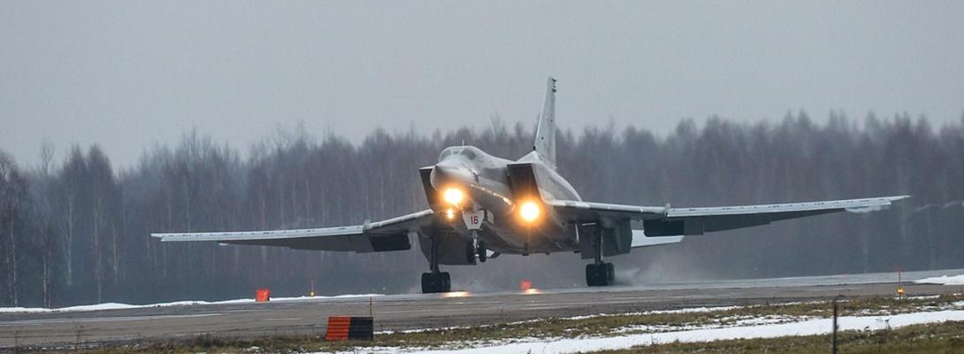 Дрони уразили два аеродроми в двох областях росії: що відомо про наслідки атак?