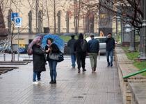 Негода в Україні 9 травня: циклон, зливи, сніг і різке похолодання — що буде далі?