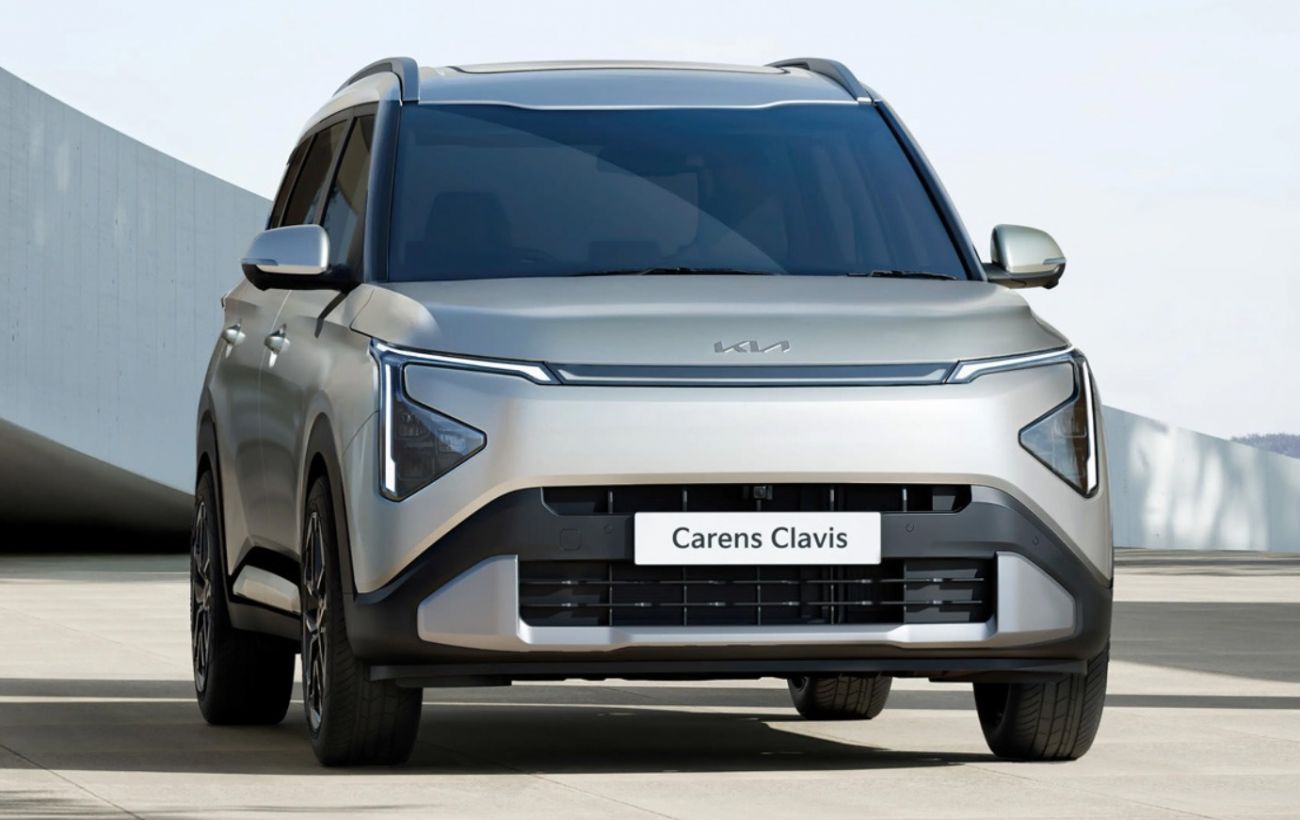Kia представила новий бюджетний кросовер Carens Clavis з трьома рядами крісел