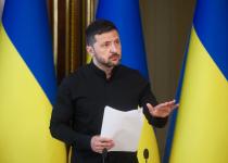 "Війна не триватиме 10 років, Україна не витримає", — заявив президент Зеленський