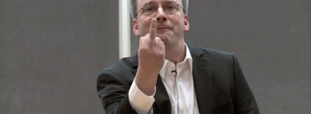 Linux послав росіян слідом за їхнім кораблем! Країна агресор залишилась без ОС