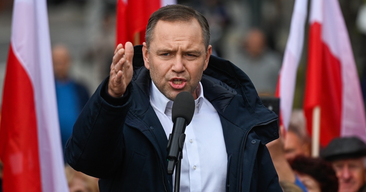 Скандал у Варшаві! Новообраному президенту Польщі нагадали про антиукраїнські вимогами