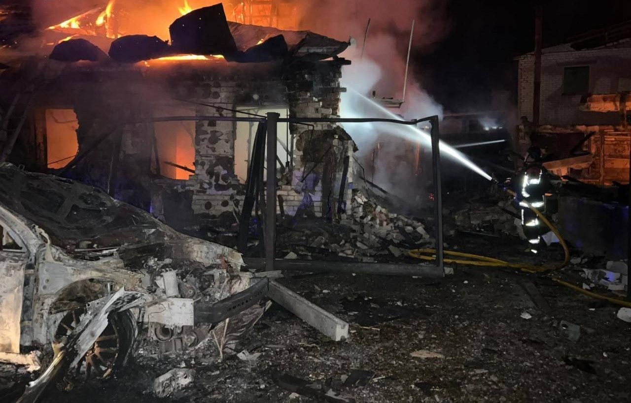 Кривава ніч в Україні: Чернігів, Одеса, Харків палають після удару "Шахедів"