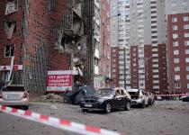 Нічний наліт дронів на Київ: що відомо про постраждалих та масштаби руйнувань