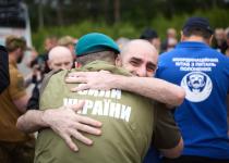 Такого ще не було: серед звільнених з полону воїни, яких вважали зниклими безвісти!