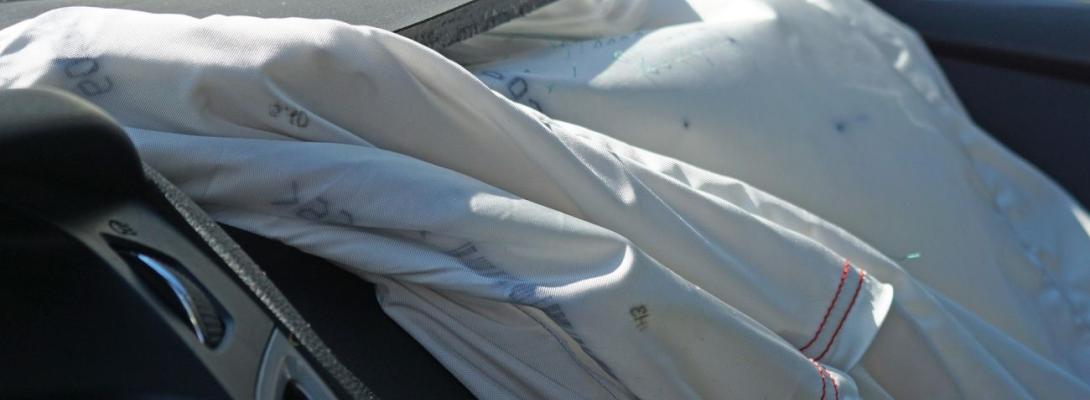 Що робити, якщо спрацювали подушки безпеки: покрокова інструкція з усунення наслідків