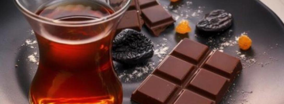 Хто не поєднує чай із шоколадом і каву з мандарином, той ризикує своїм здоров’ям