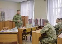 Військова й цивільна кар'єра в одному навчанні? Міноборони радить, куди вступати